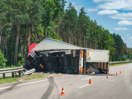 Can Cargo Loaders Be Liable for My Illinois Truck Accident?